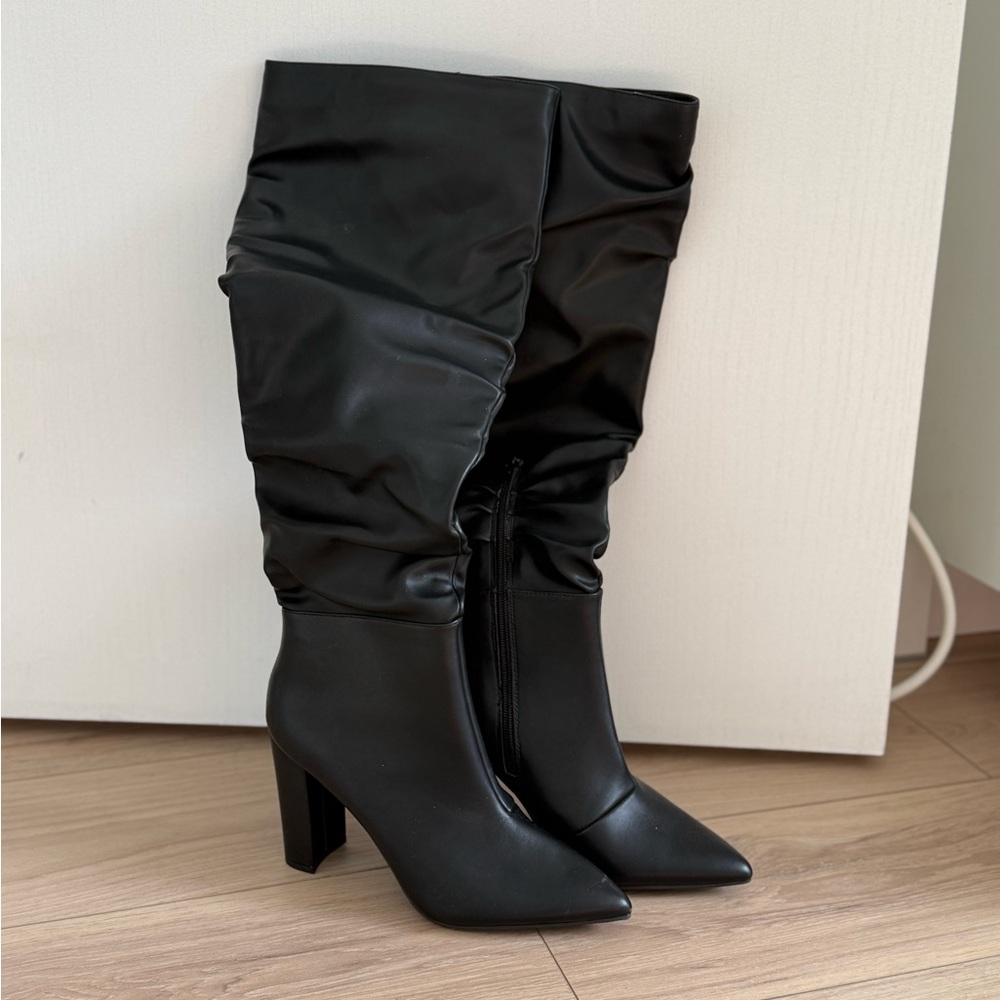 Forever 21 Black Knee-High Boots